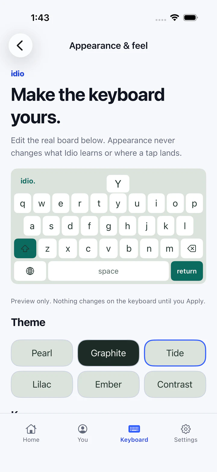 Idio Appearance and feel screen with a live keyboard preview and six themes.